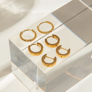 ステンレス304 低ニッケル 水に濡れても錆びにくい 18Kゴールドメッキ ピアス フープ ツイスト 3点セット【YJ01316】
