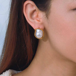 ステンレス304 低ニッケル 水に濡れても錆びにくい 18Kゴールドメッキ ピアス バロックパール 【YJ01370】
