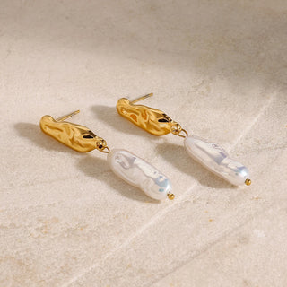 ステンレス304 低ニッケル 水に濡れても錆びにくい 18Kゴールドメッキ ピアス バロックパール 【YJ01330】