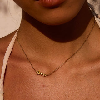ステンレス304 ニッケルフリー 水に濡れても錆びにくい 18Kゴールドメッキ チェーン ネックレス LOVE【YJ00358】