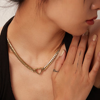 ステンレス304 低ニッケル 水に濡れても錆びにくい 18Kゴールドメッキ ネックレス  ハート 【YJ02428】
