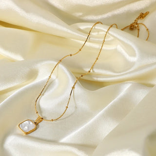 ステンレス304 低ニッケル 水に濡れても錆びにくい 18Kゴールドメッキ ネックレス チェーン シェル  スクエア 【YJ03928】