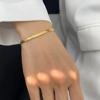 ステンレス304 低ニッケル 水に濡れても錆びにくい 18Kゴールドメッキ ブレスレット スネークチェーン  【YJ02422】