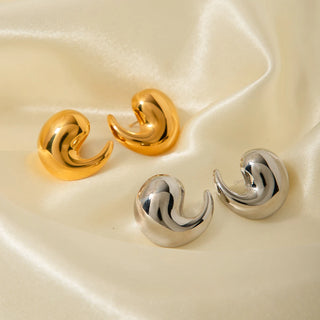 ステンレス304 ニッケルフリー 水に濡れても錆びにくい 18Kゴールドメッキ ピアス ティアドロップ ティアドロップ 【YJ00896】