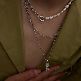 ステンレス304 ニッケルフリー 水に濡れても錆びにくい 18Kゴールドメッキ チェーン ネックレス スクエア 【YJ00257】