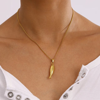 ステンレス304 低ニッケル 水に濡れても錆びにくい 18Kゴールドメッキ ネックレス チャーム 魚 フィッシュ【YJ01068】