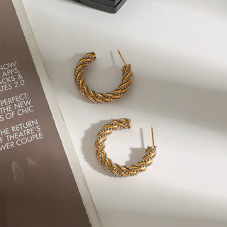 ステンレス304 低ニッケル 水に濡れても錆びにくい 18Kゴールドメッキ ピアス フープ ツイスト 【YJ02729】