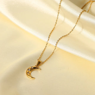 ステンレス304 低ニッケル 水に濡れても錆びにくい 18Kゴールドメッキ ネックレス 月 ジルコニア 【YJ01704】