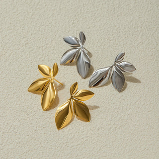 ステンレス304 ニッケルフリー 水に濡れても錆びにくい ピアス 花 フラワー【YJ00246】