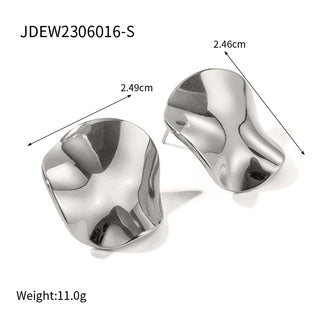 ステンレス304 低ニッケル 水に濡れても錆びにくい 18Kゴールドメッキ ピアス ラウンド【YJ03957】