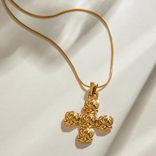 ステンレス304 低ニッケル 水に濡れても錆びにくい 18Kゴールドメッキ ネックレス スネークチェーン クロス 薔薇 ローズ 【YJ03139】