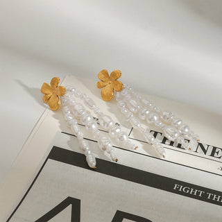 ステンレス304 低ニッケル 水に濡れても錆びにくい 18Kゴールドメッキ ピアス タッセル フラワー 花 パール 【YJ01952】