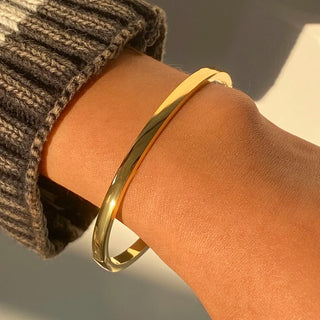 ステンレス304 低ニッケル 水に濡れても錆びにくい 18Kゴールドメッキ ブレスレット 【YJ01881】