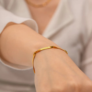 ステンレス304 低ニッケル 水に濡れても錆びにくい 18Kゴールドメッキ ネックレス スネークチェーン 【YJ01767】