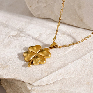ステンレス304 低ニッケル 水に濡れても錆びにくい 18Kゴールドメッキ ネックレス クローバー 花 フラワー【YJ03887】