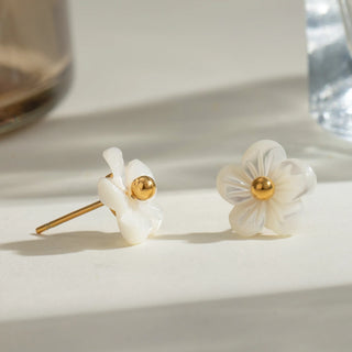 ステンレス304 低ニッケル 水に濡れても錆びにくい 18Kゴールドメッキ ピアス フラワー 花 【YJ03981】