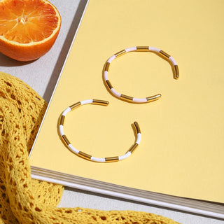 ステンレス304 ニッケルフリー 水に濡れても錆びにくい 18Kゴールドメッキ ブレスレット バングル エナメル【YJ00558】