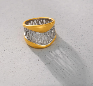 ステンレス304 ニッケルフリー 水に濡れても錆びにくい 18Kゴールドメッキ リング 【YJ00694】
